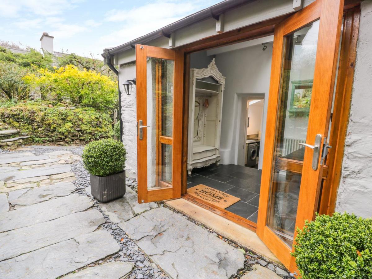 Vila Bron Olau Gellilydan Exteriér fotografie