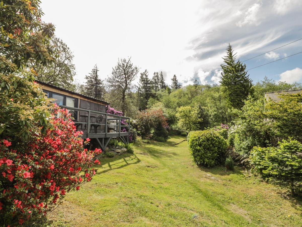 Vila Bron Olau Gellilydan Exteriér fotografie